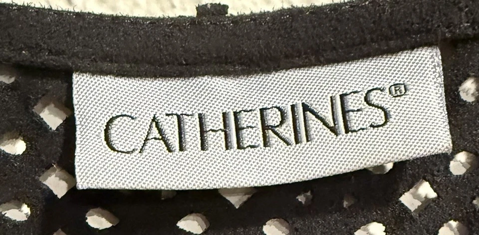 Chaleco Cascada Catherines Plus 3x Diseño Negro Ojales Abierto Boho Sin Mangas Foto 3 de 3