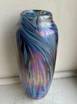 Vintage Signed 1991 Nuance New Orleans Studio Art Glass Iridescent Vase 8 3/4 