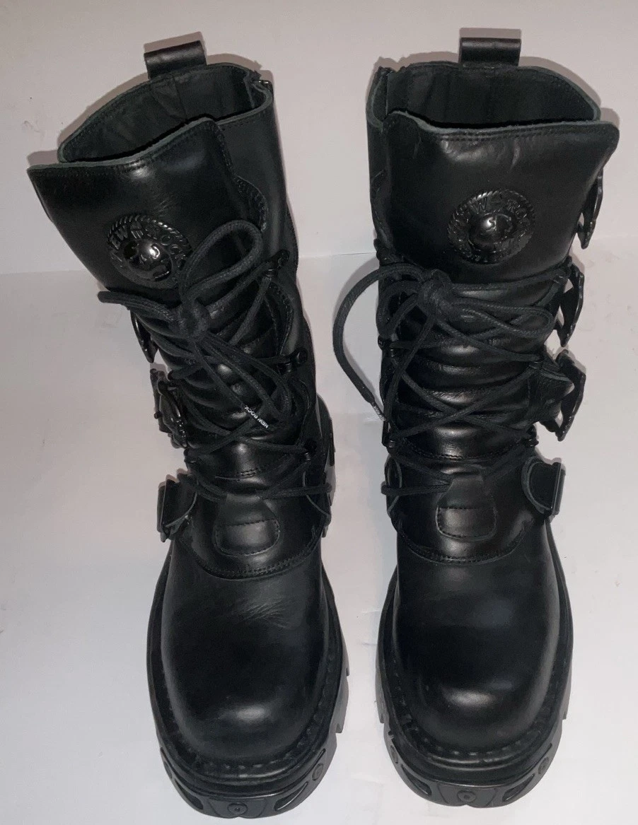 1990s New Rock Men\'s Gothic / Motorcycle Black Leather Boots Amazon.com: New Rock Newrock M.MR030-S1 Strap Skull Metalic  main image 2