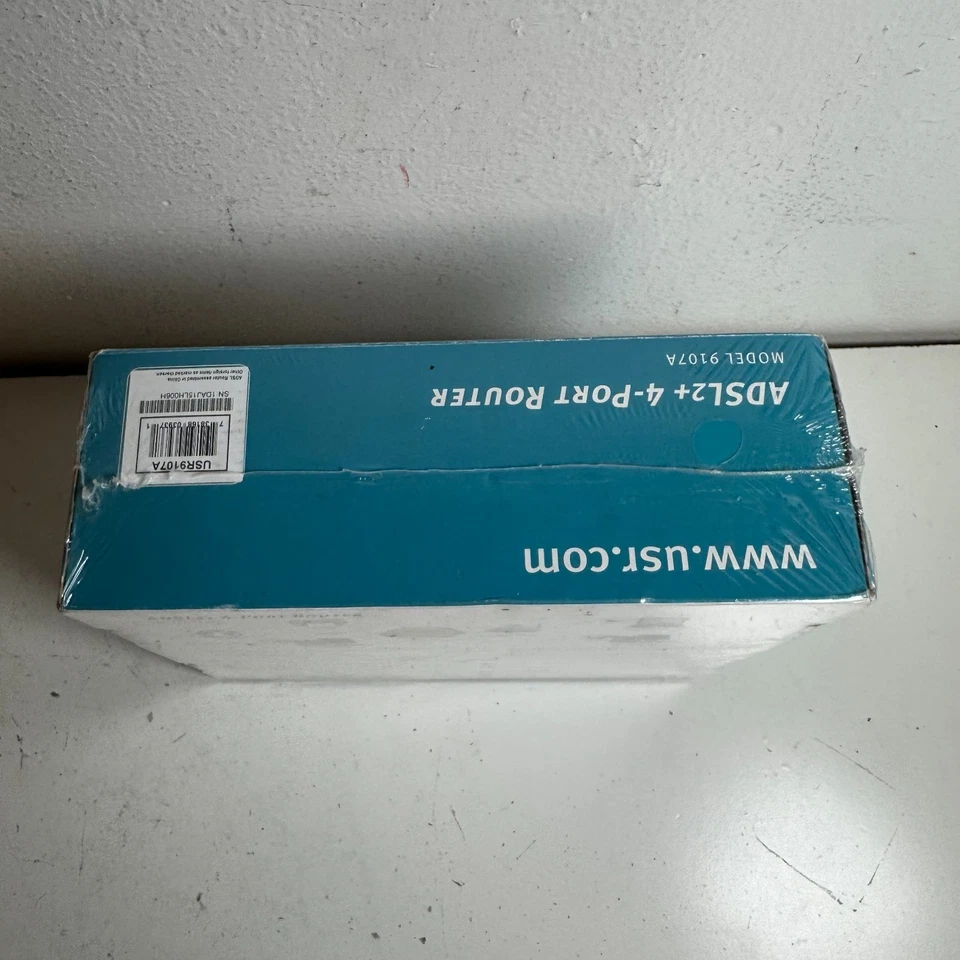 USRobotics 9107A White ADSL2+ 4-Port Retro Modem Router with USB Print Server - Image 4 of 4