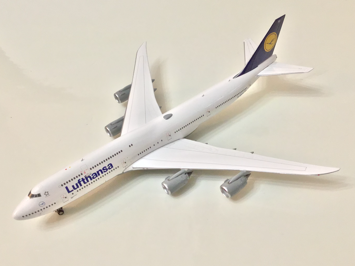 フェニックス 1/400 ルフトハンザ 747-8I D-ABYI Fanhansa