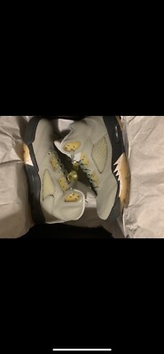 Size 10.5 - Jordan 5 JADE HORIZON 2022