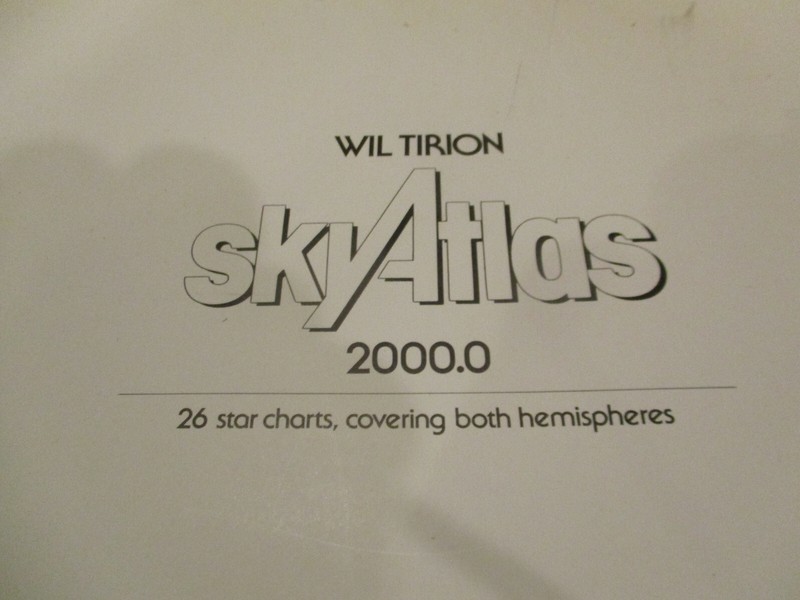Wil Trion Sky Atlas 2000 ...26 Sky Charts  desk sets
