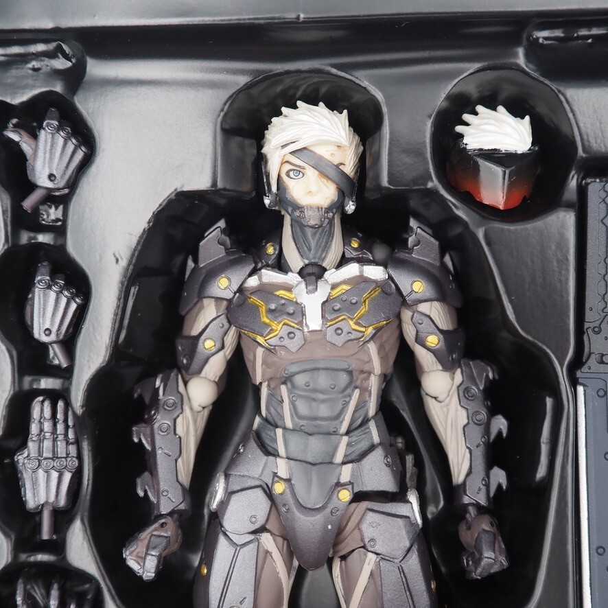 Excellent] Revoltech Yamaguchi 140 METAL GEAR RISING REVENGEANCE