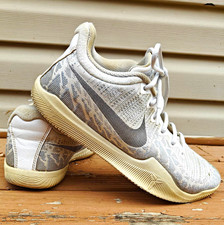 Nikes limited edition shoes 