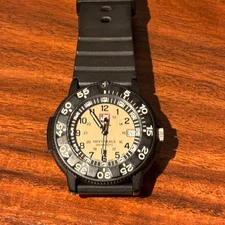 Luminox NAVY SEAL 3000 SERIES Quartz Beige Dial Analog Men's Watch