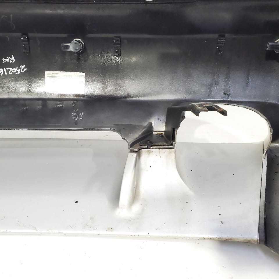 2003 Maserati Spyder Cambiocorsa OEM Complete Rear Bumper Silver With Sensors 