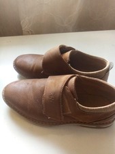 Boys Brown Dress Shoes, Size 4