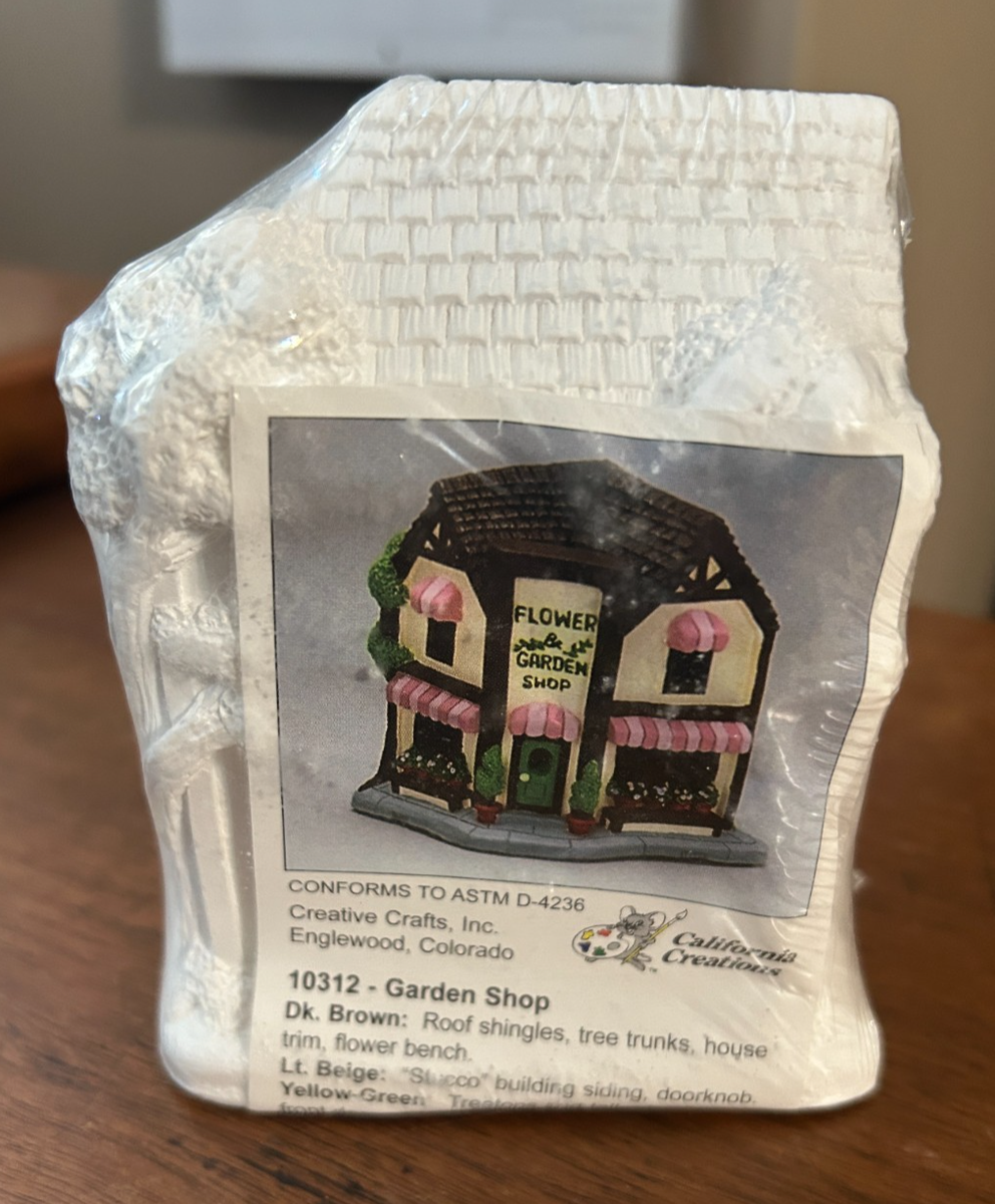 California Creations Village à Peindre – Garden Shop 10312 – RARE – Neuf