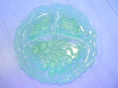 VTG Green Depression Glass Round Plate Divided URANIUM Leaf Pattern UV Reactive