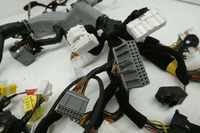 2015-2017 KIA K900 DASHBAORD PANEL WIRING WIRE HARNESS 91140-3T010 OEM