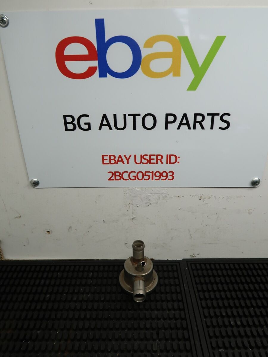 1983 MERCEDES W126 R107 380SL GENUINE FUEL PRESSURE DAMPER 1983 MERCEDES W126 R107 380SL GENUINE FUEL PRESSURE DAMPER