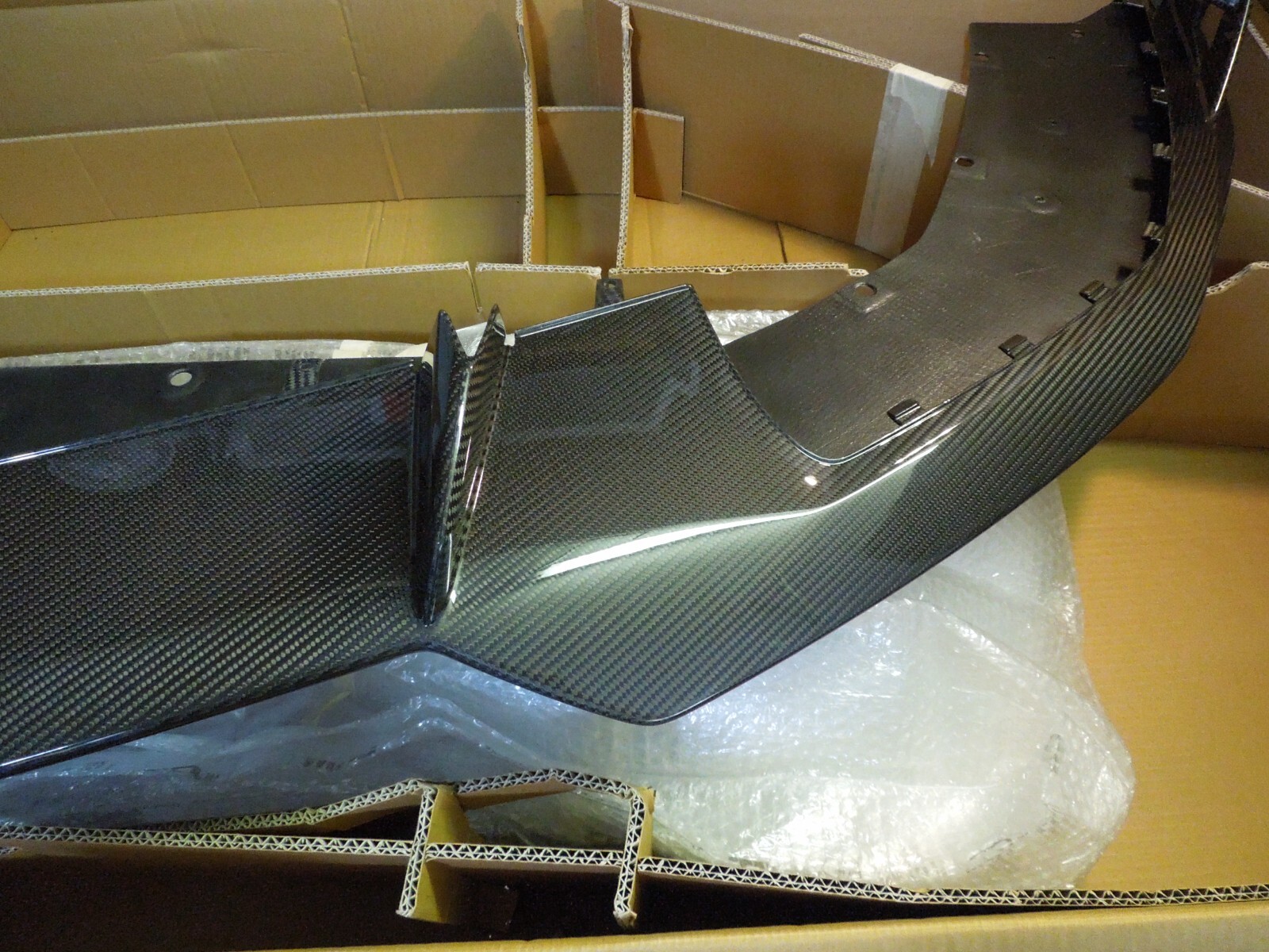 Lamborghini Aventador FRONT Front splitter
