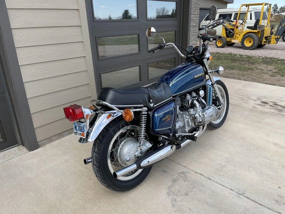 1975-1977 Honda GL1000 Grab Rail. GL1000 GoldWing K0-K2 Seat Band Rear ...
