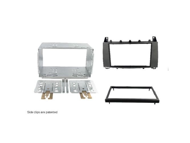 Kit integration 2 DIN Mercedes Classe C 04-07 facade autoradio noire de bord