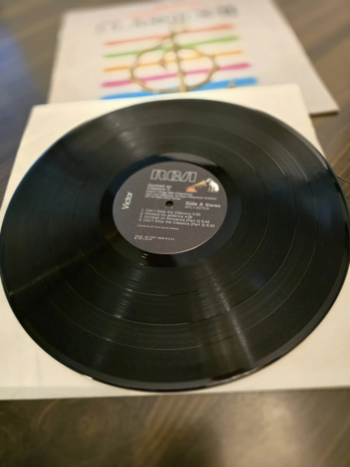 LOUIS CLARK & ROYAL CHORAL SOCIETY ~ HOOKED ON CLASSICS II ~ 1982 ~ LP ~ EX - Image 3 of 4