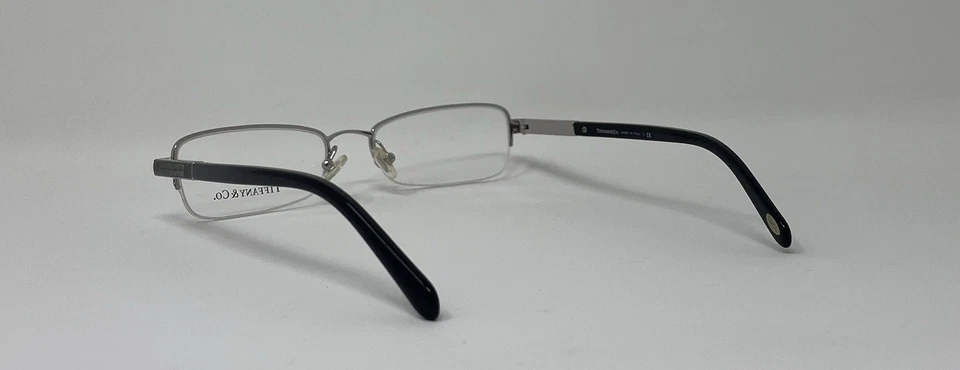 Anteojos Tiffany & Co. TF1048 6004 plateados de media borde, templo negro. 51-17-135 Foto 3 de 3
