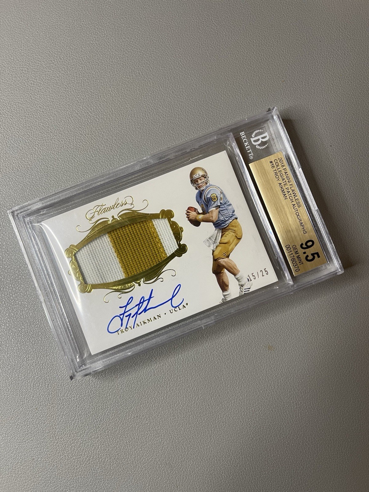 2018 Flawless Troy Aikman Collegiate Game Used Patch Auto #/25 SP BGS 9.5 UCLA view 6