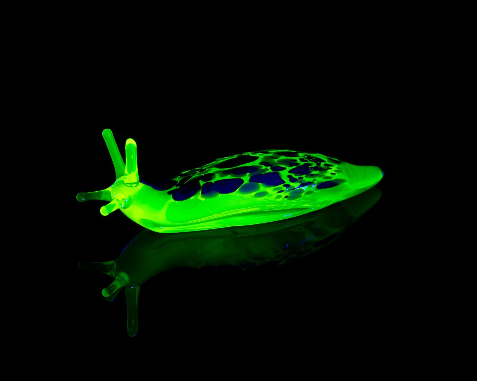 Uranium Glass Slug Figurine Glowing Vaseline Glass Animal Handmade Lampwork