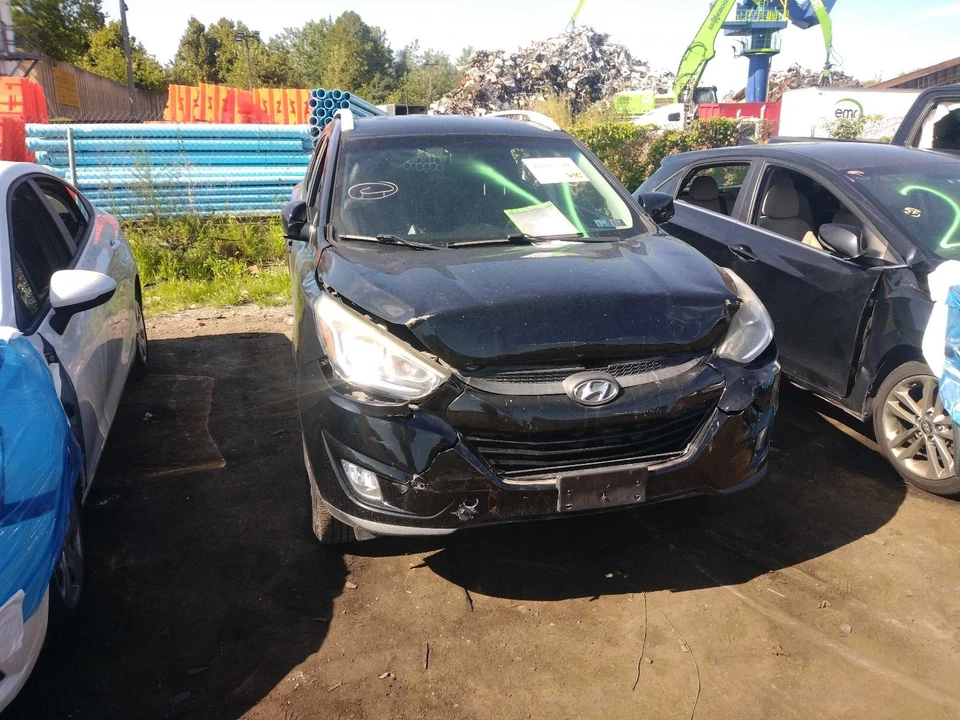 Conjunto de parachoques trasero Hyundai Tucson 2015 negro OEM 866102S000 usado Foto 3 de 4