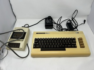 Vintage Commodore VIC 20 Computer w/ Cables And  Datassette C2N PET UNTESTED