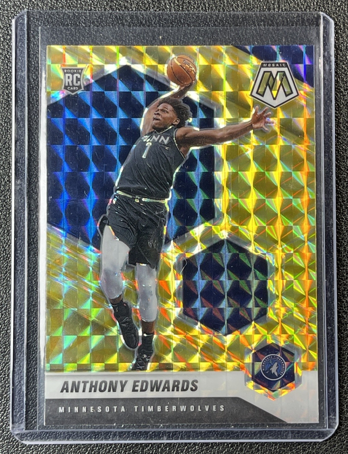 ANTHONY EDWARDS 2020-21 PANINI MOSAIC #201 ROOKIE REACTIVE YELLOW PRIZM RC