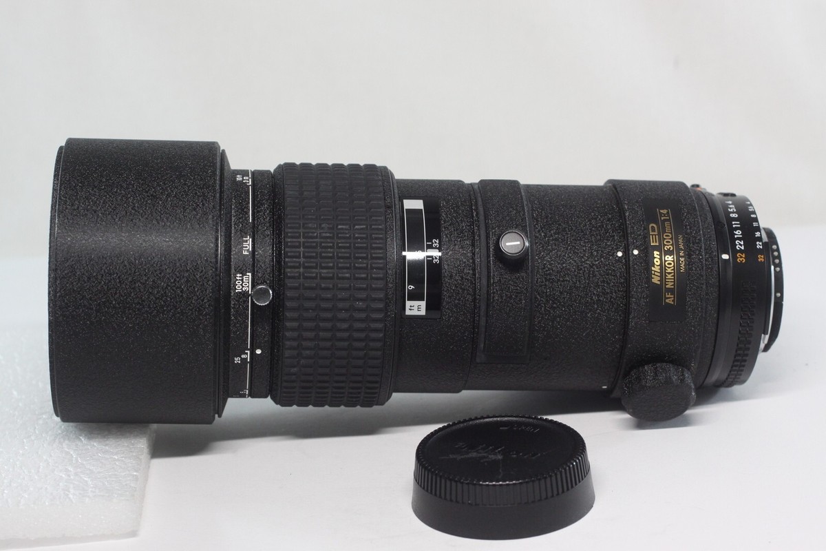 Excellent Nikon AF Nikkor 300mm F/4 ED IF Telephoto Lens