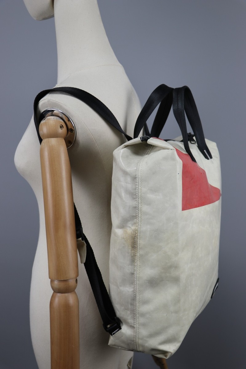 FREITAG F201 PETE ピート トート リュック ホワイト/レッド FREITAG F201 PETE Authentic CLASSIC White/Red PVC BACKPACK