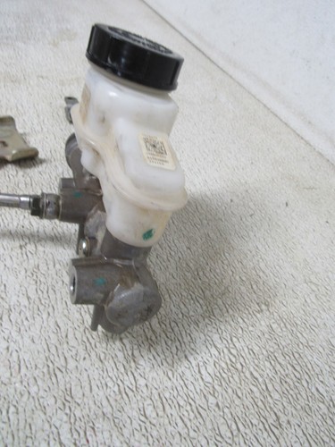 19 POLARIS RZR XP TURBO S DYNAMIX BRAKE MASTER CYLINDER REAR LINES OEM #1094 - Picture 3 of 9