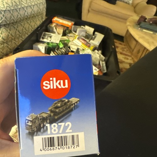 Siku 1872 Military Tank Transporter – Brand New - Imagen 3 de 5