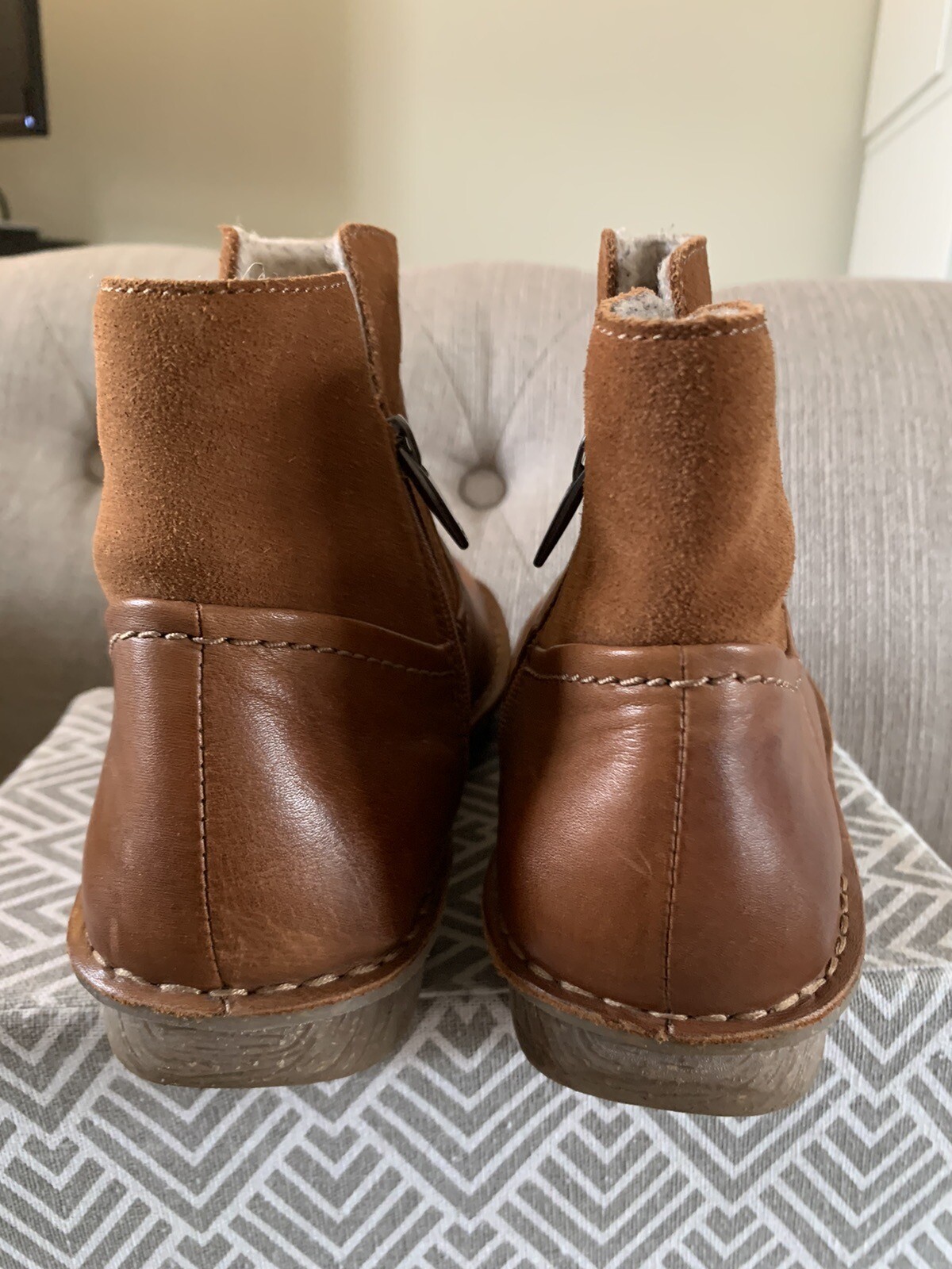 Clarks Unstructured Womens Brown Ankle Boots Zip Up Faux Fur Lined Size