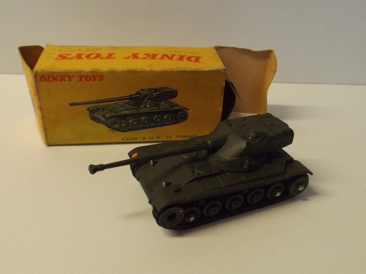 DINKY TOYS MILITAIRES Meccano France Char AMX 13 817 Superbe + Boîte