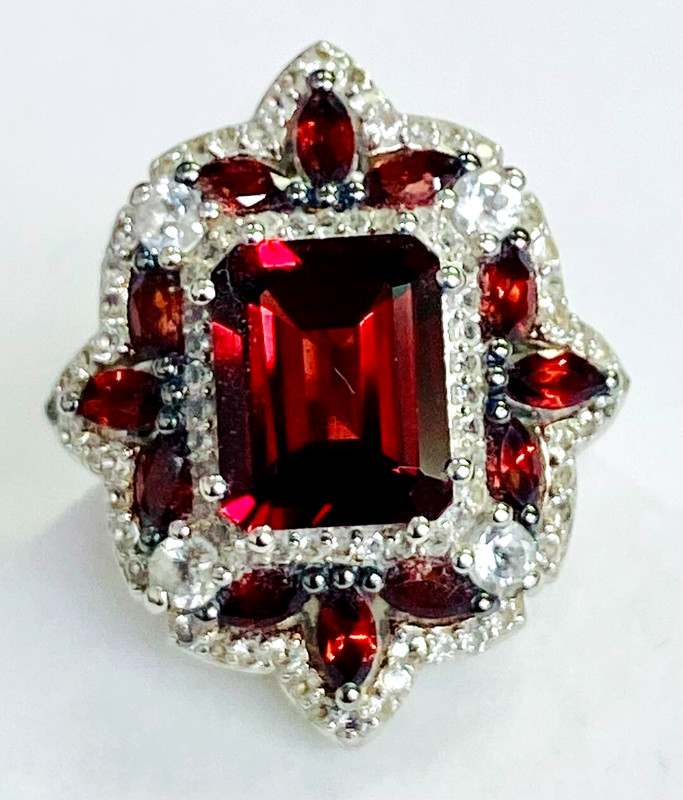 HSN Paul Deasy Gem Sterling Garnet & White Topaz Quatrefoil Design Ring Size 7