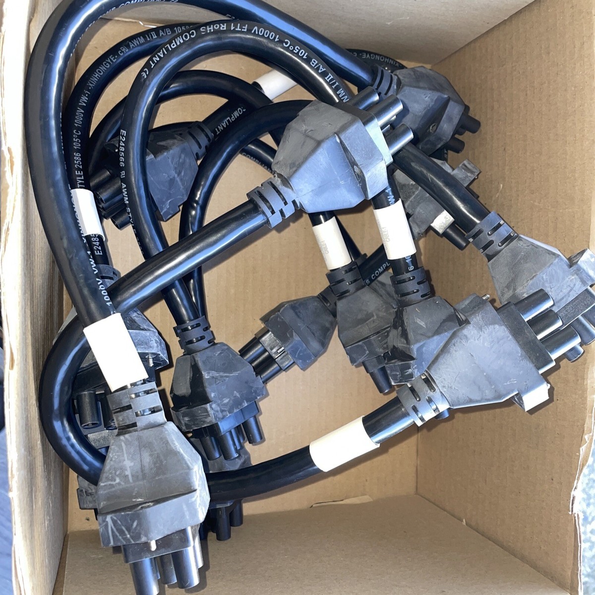 1 x) Vertiv Liebert GXT3CABLE288V1 GXT3 GXT4 BATTERY CABLE 8-10KVA