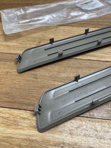 2007-2015 Audi Q7-REAR LEFT DOOR SILL Panel Scuff Plate 4L0853793 OEM - Picture 6 of 11