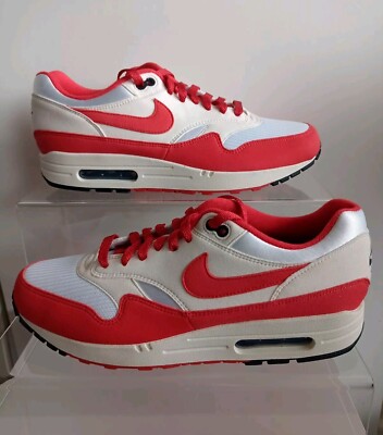Nike Air Max 1 レッド/ホワイト 9.5 Nike Air Max Ishod 