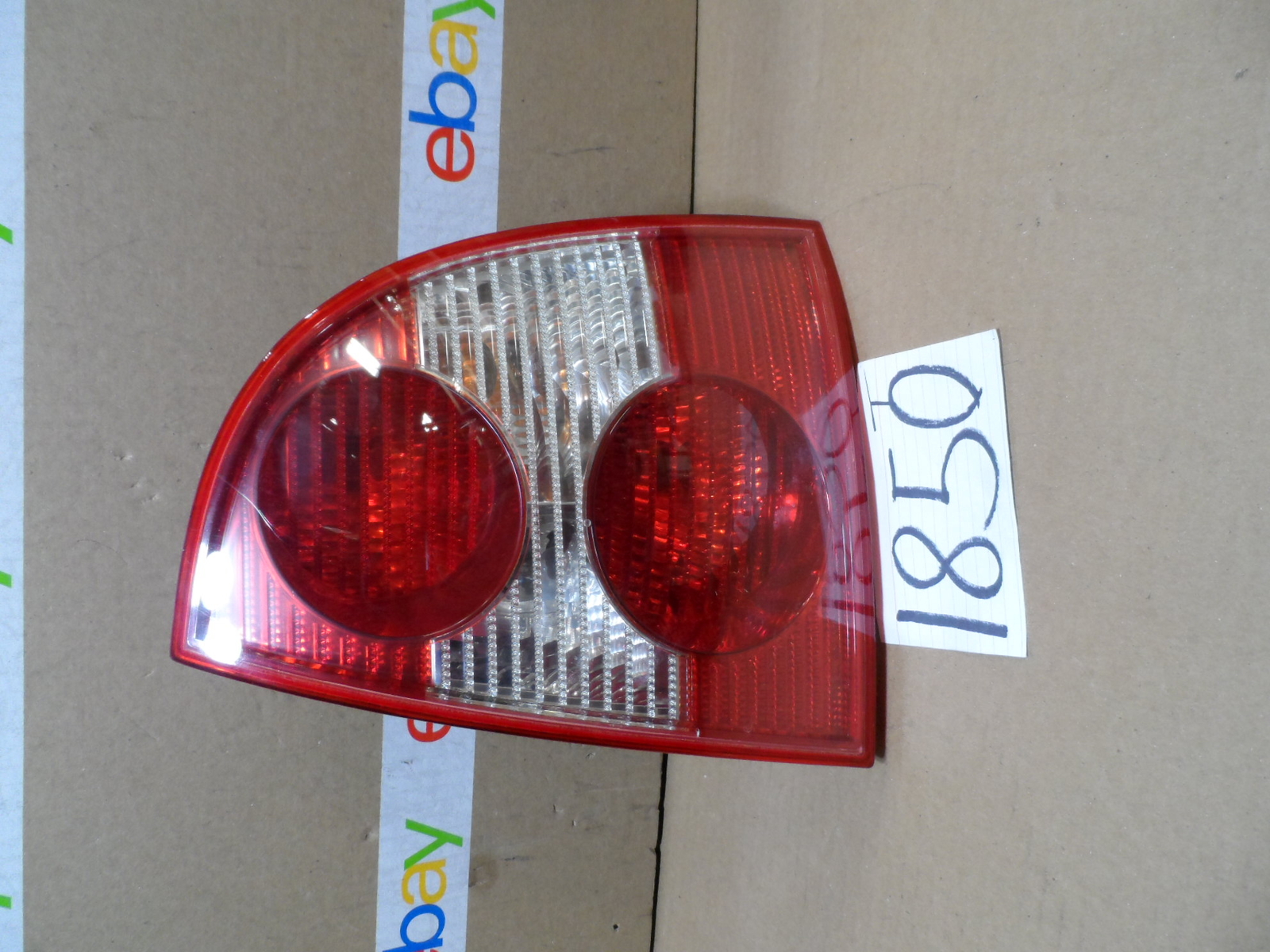 01 02 03 04 05 Volkswagen Passat PASSENGER Side Tail Light Used Rear Lamp #1850T