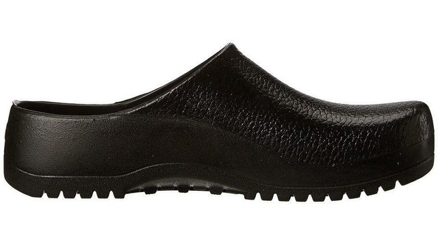 birkenstock cooking shoes