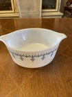 Vintage Pyrex Snowflake Garland Blue Casserole Dish Bowl NO lid 472 1-1/2 PT