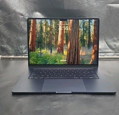 USED 2024 Apple MacBook Air 15.3'' (M3, 10-Core GPU, 16GB RAM, 256GB SSD, A3114)