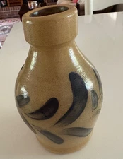 Maple City Pottery Monmouth, IL Vase