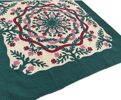 Vintage Regency Creations Hand Stitched Hawaiian Quilt QS Laua'e 2  101x107