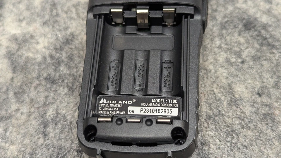 2 Pack Midland X-Talker T10C Walkie Talkies Black FRS Two Way Radio Outdoor - Image 4 of 4