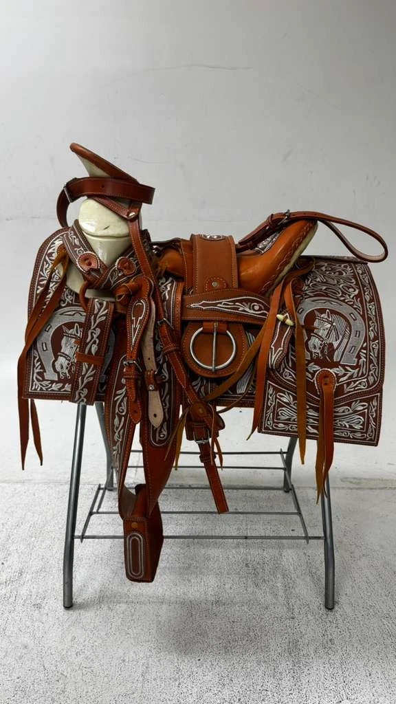 Sangle Charro Pour Cheval - Rouge Et Noir - 38 Pouces - Neuve - Fabrication Mexicaine