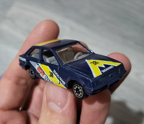 Boxed Ford Escort Mk3 Duckhams 38 Corgi Juniors Vintage Diecast 1:64 scale