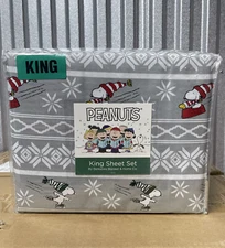 Peanuts Snoopy Christmas Sledding Ice Skating Winter Bedsheet Set's Pick Size