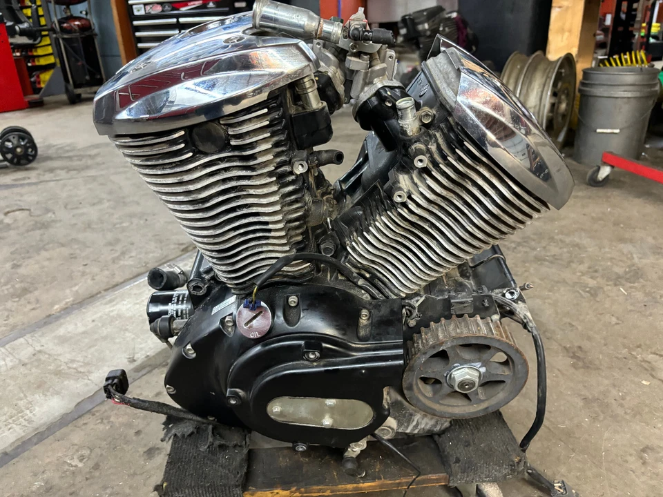 Motor clásico Kawasaki Vulcan 900 VN900 2004 14 k garantizado Foto 4 de 4