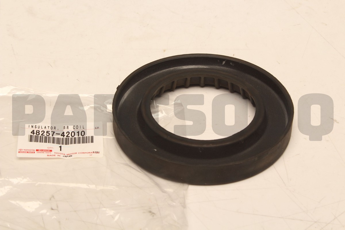 4825742010 Genuine Toyota INSULATOR, REAR COIL SPRING, UPPER, RH  