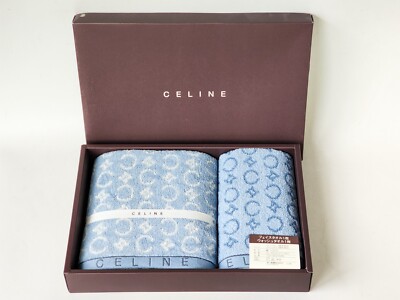 Celine Blue/Off-White Face Towel and Wash Cloth Set New in Box 2