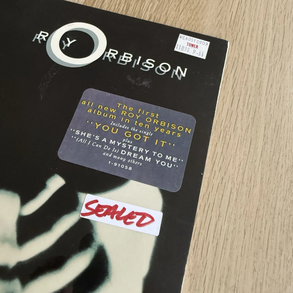 SEALED 1989 Roy Orbison "Mystery Girl" Original 1st US Pressing +Hype Sticker! - Image 2 of 4